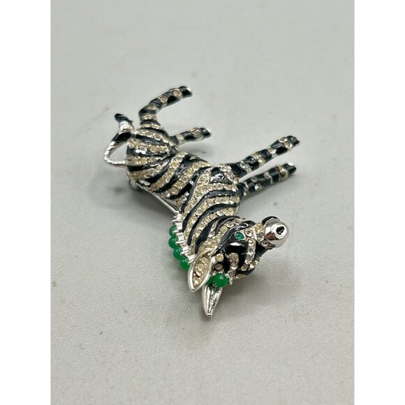 Vintage Ciner Zebra Donkey Brooch with Crystal Rhinestones & Green Accents - Picture 3 of 7